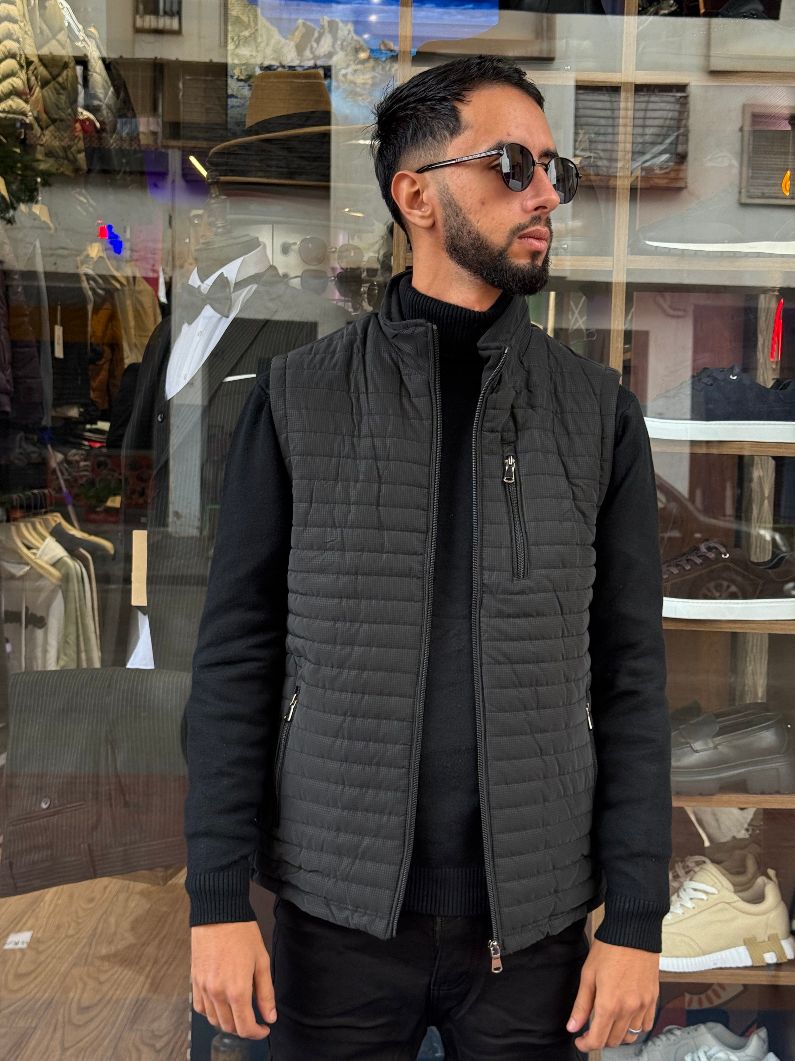 Gilet Matelassé Noir Homme – Élégance Urbaine & Confort Quotidien
