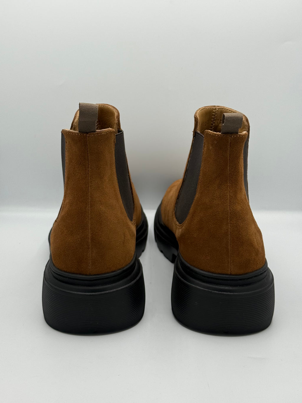 Bottines Chelsea Camel – Suédé Premium & Semelle Track