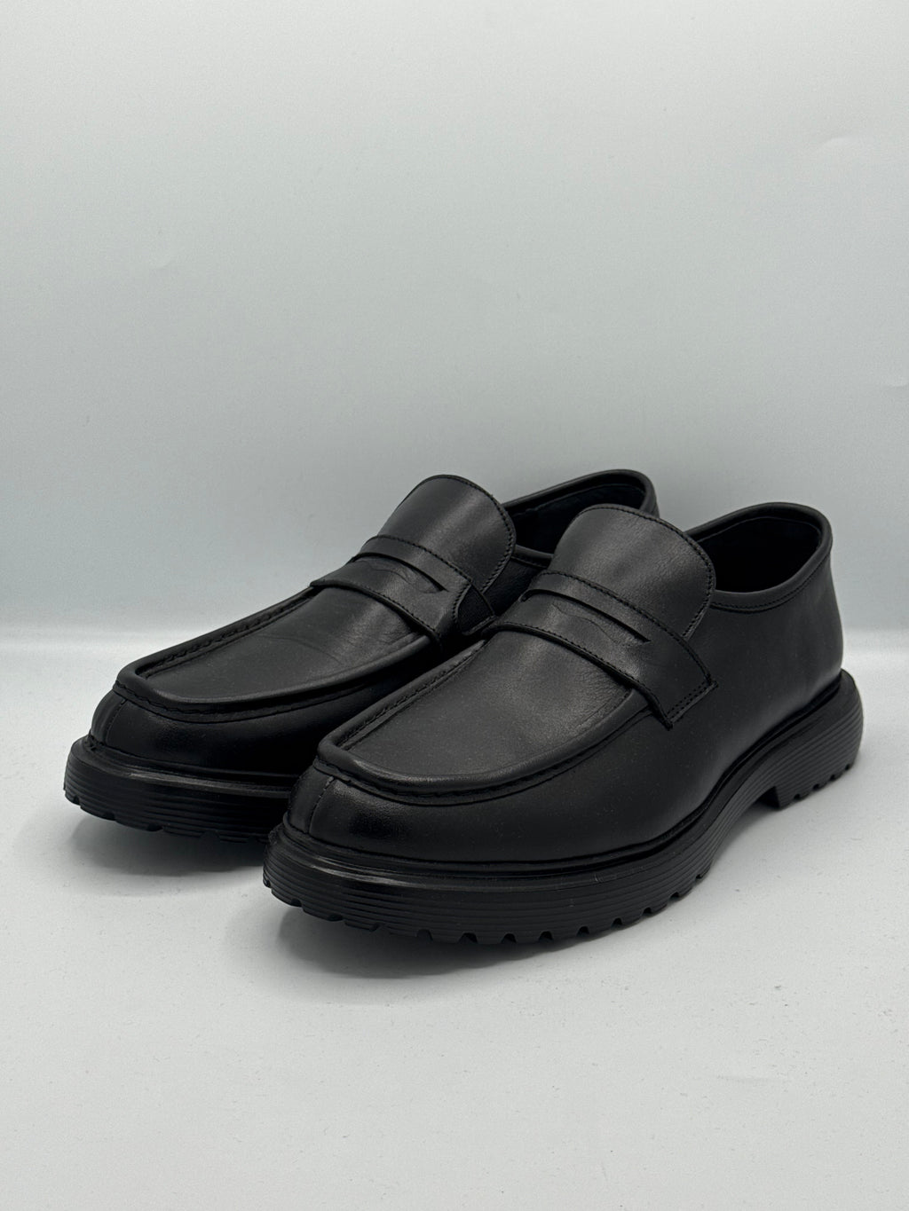 Mocassins Noirs Urban Luxe – Style Moderne & Confort Absolu