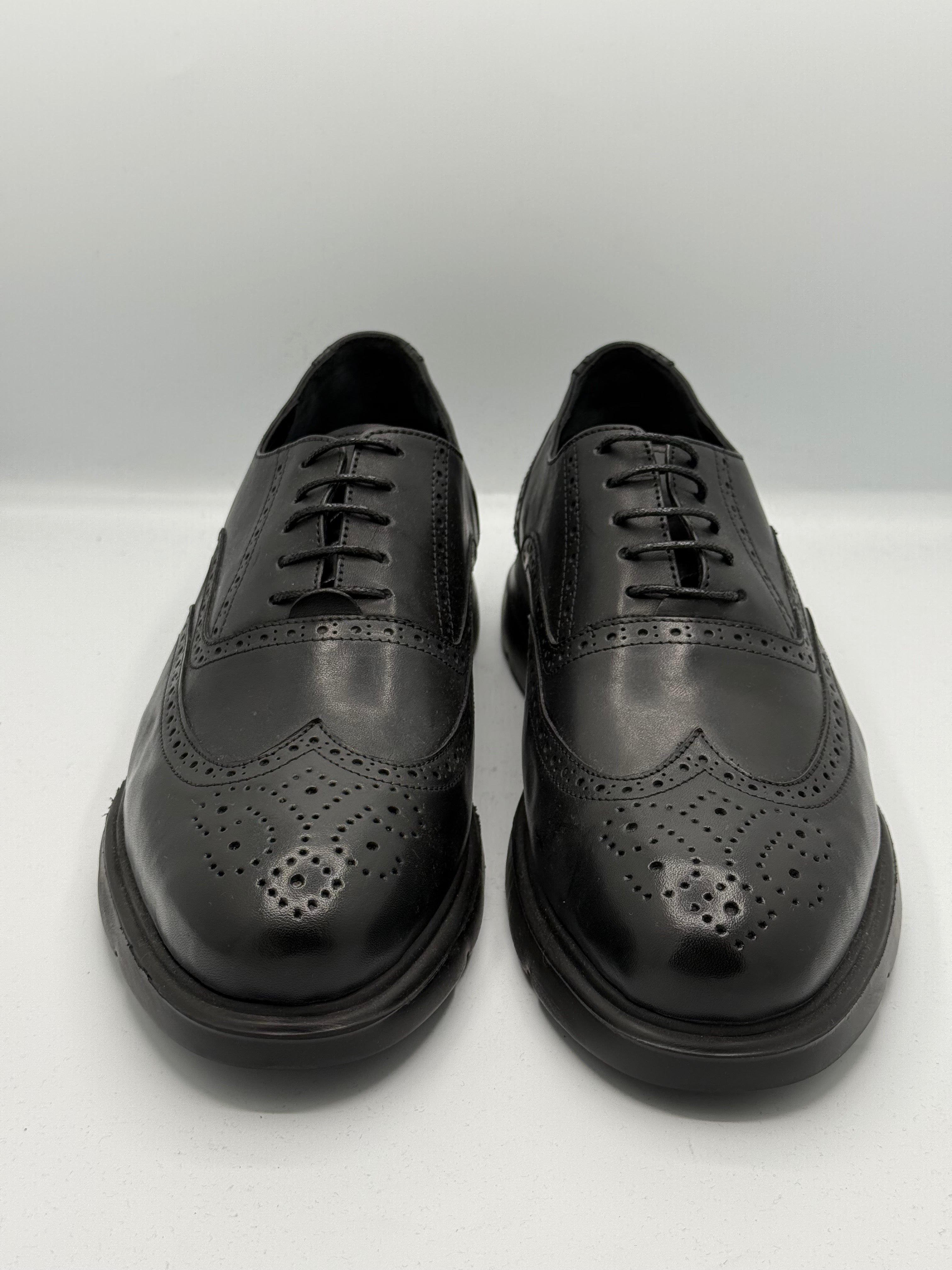Richelieu Brogue Prestige – Noir Élégant