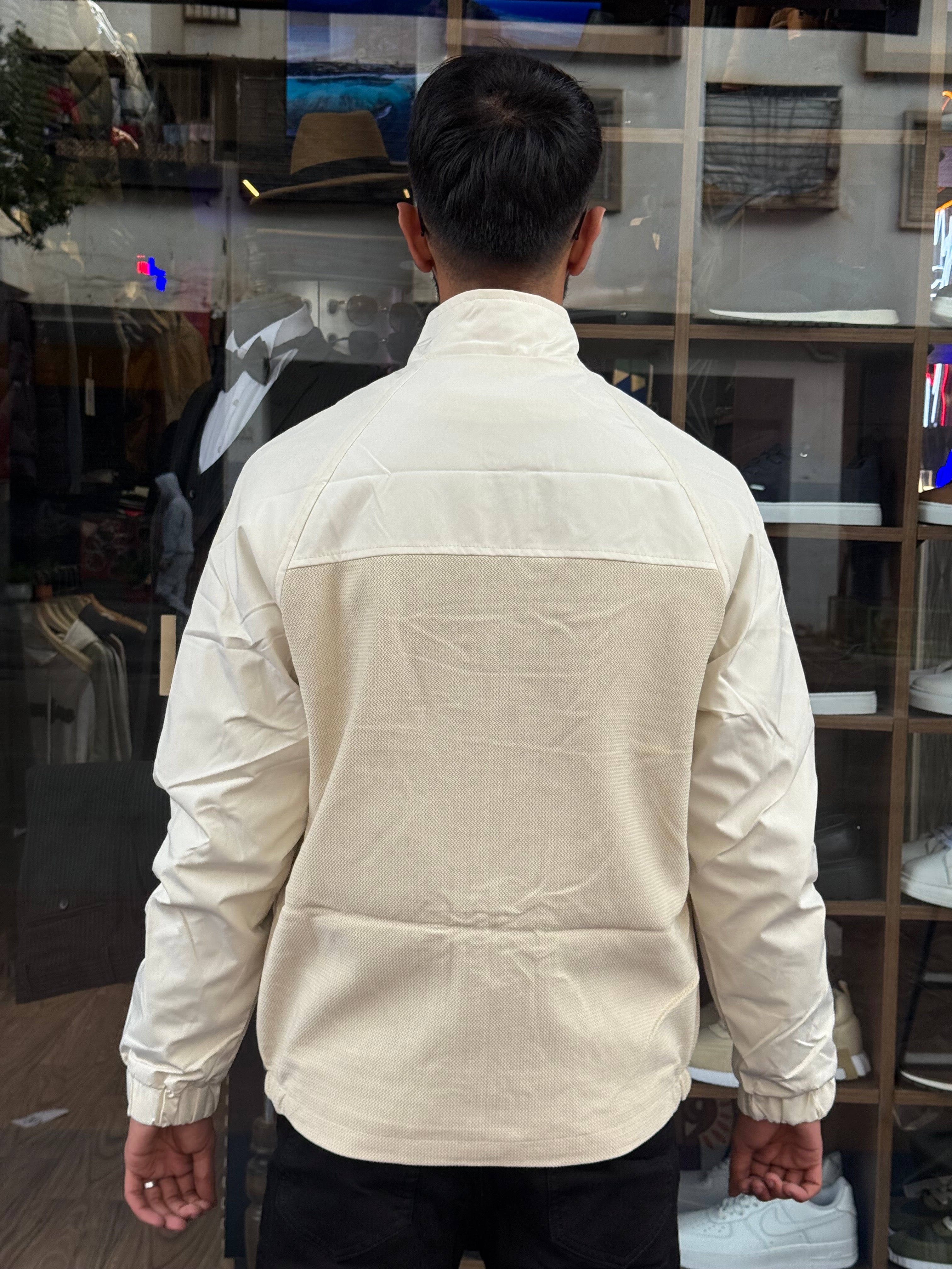 Veste Blanche Technique Homme – Style Moderne & Légèreté Active