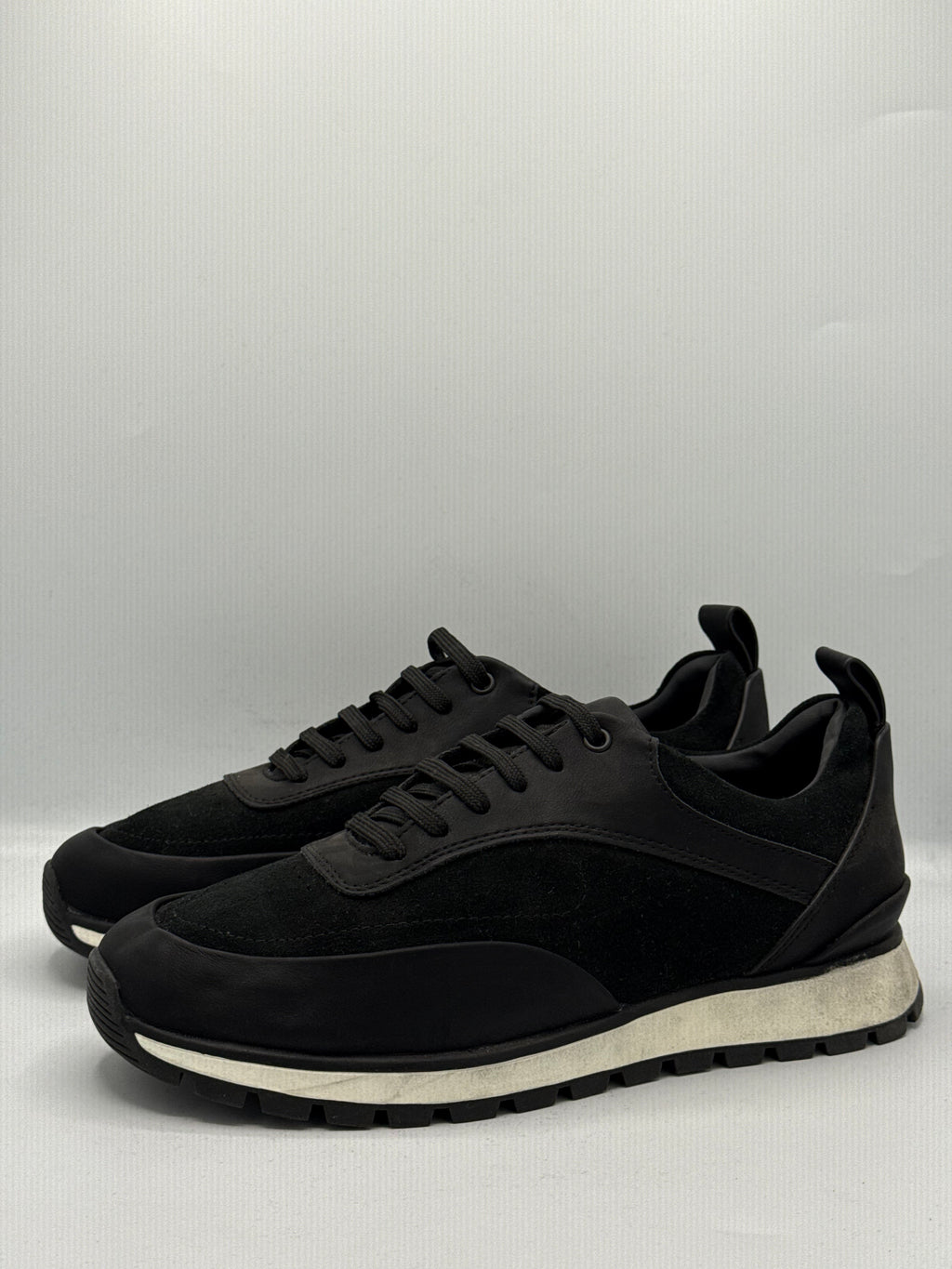 Sneakers ZARA ORIGINAL Signature Luxe – Noir Raffiné