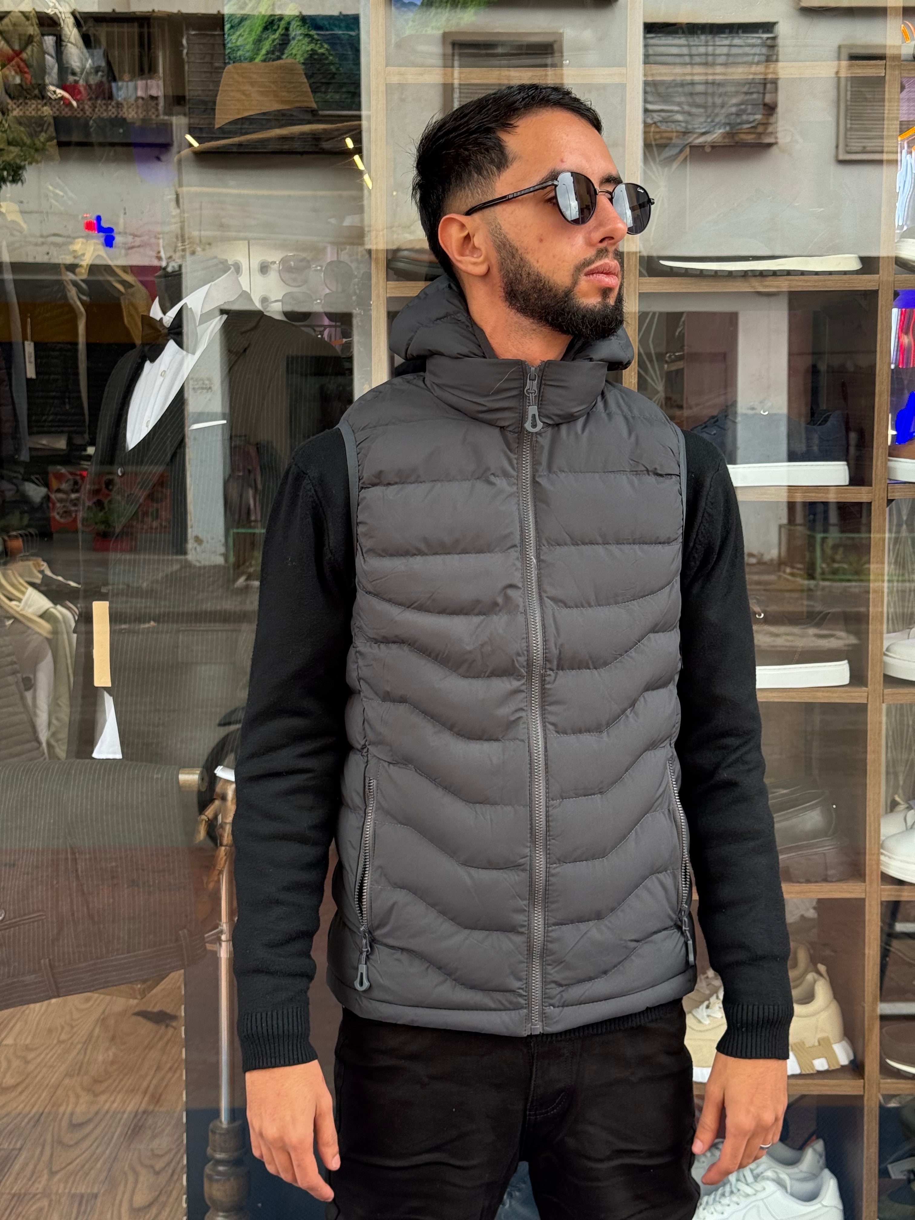 Gilet Matelassé Homme Gris Anthracite – Col Haut Style Urbain