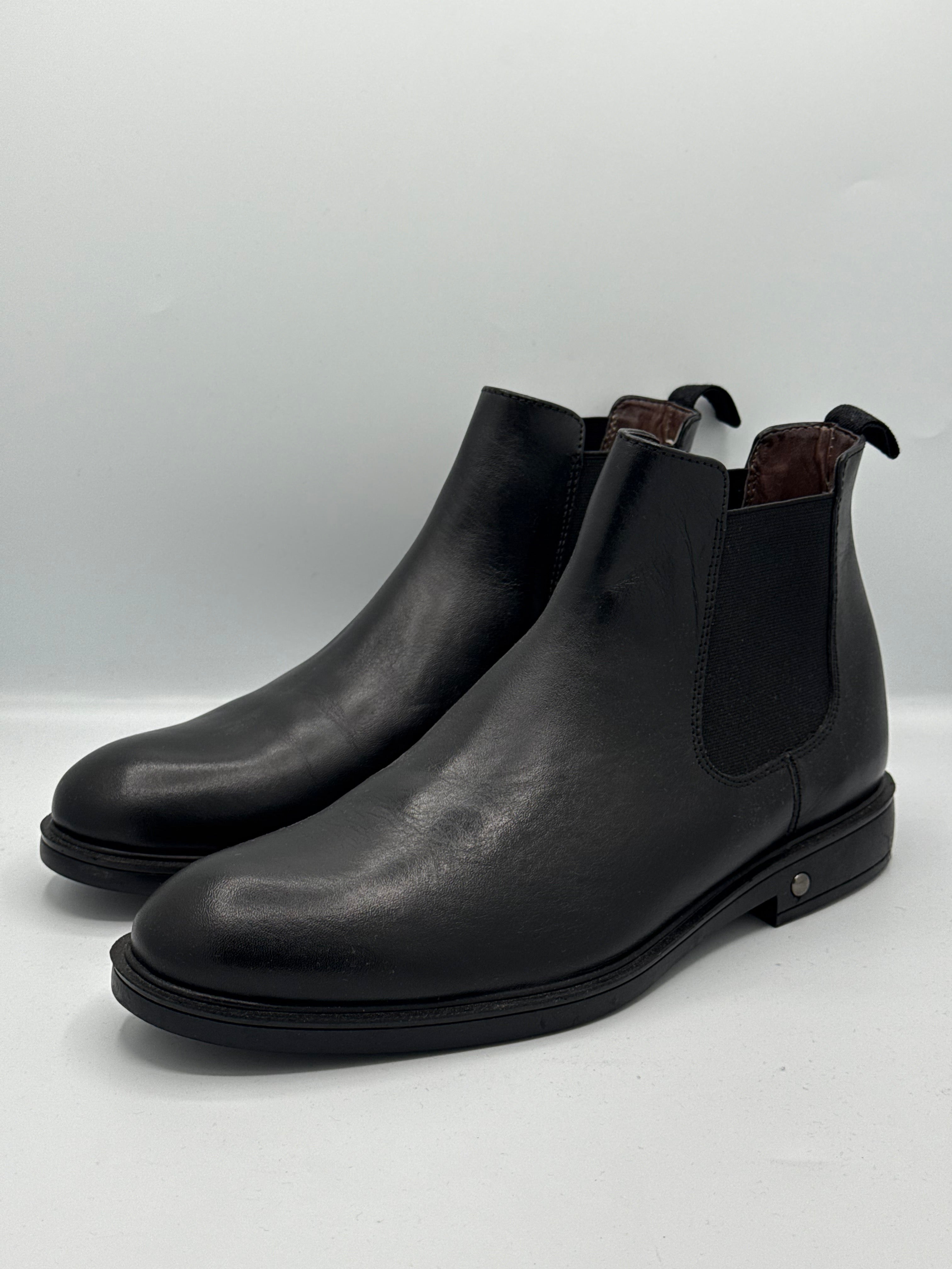 Bottines Chelsea Noires – Élégance Intemporelle