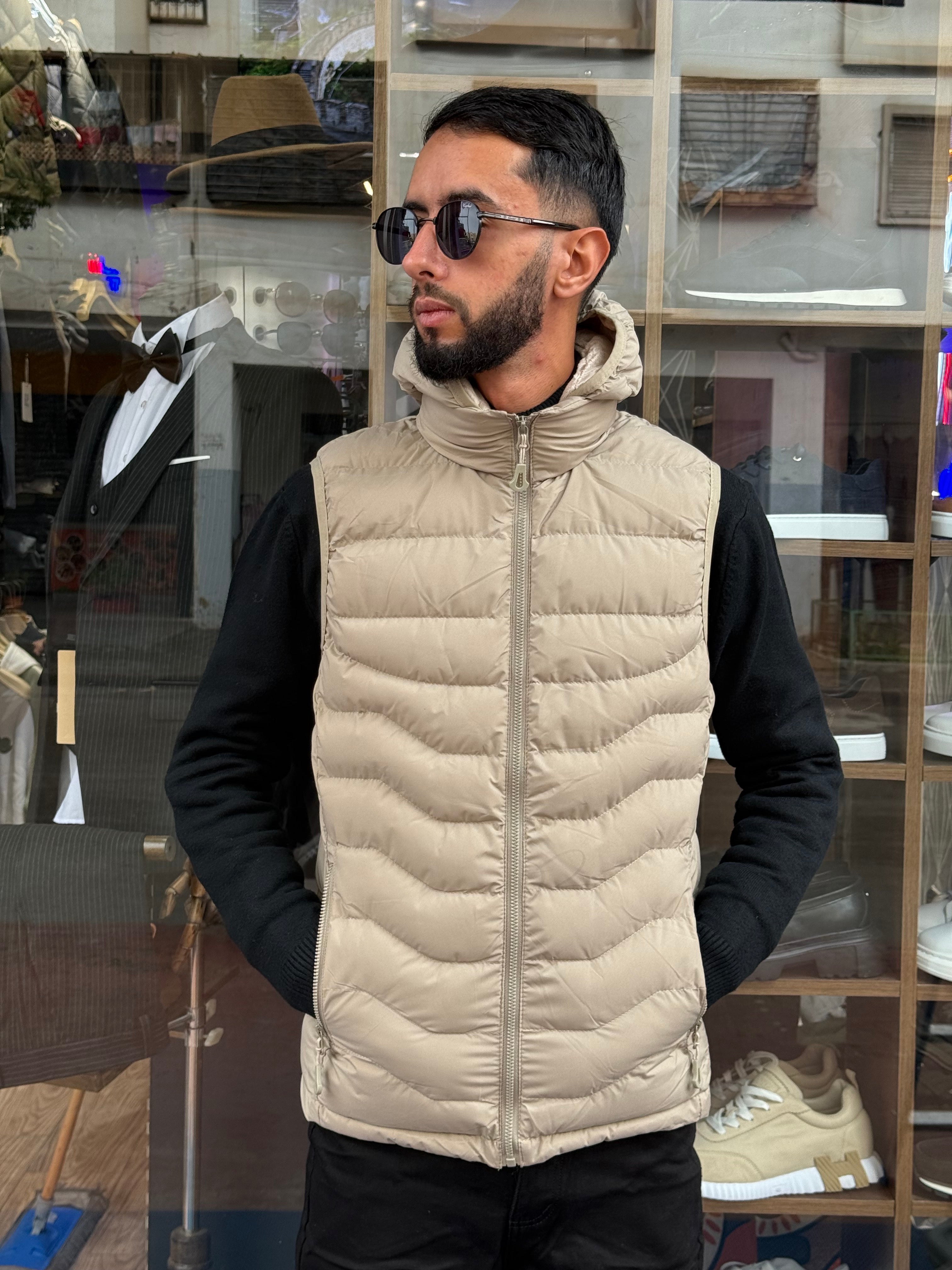 Gilet Matelassé Homme Beige Sable – Léger & Élégant