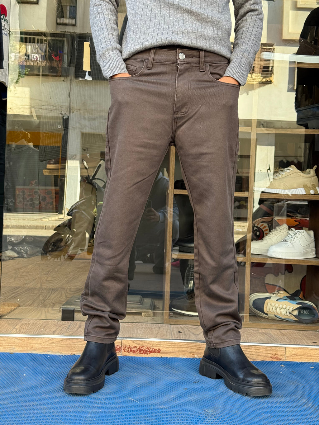 Pantalon Homme Coupe Droite Premium – Marron Foncé