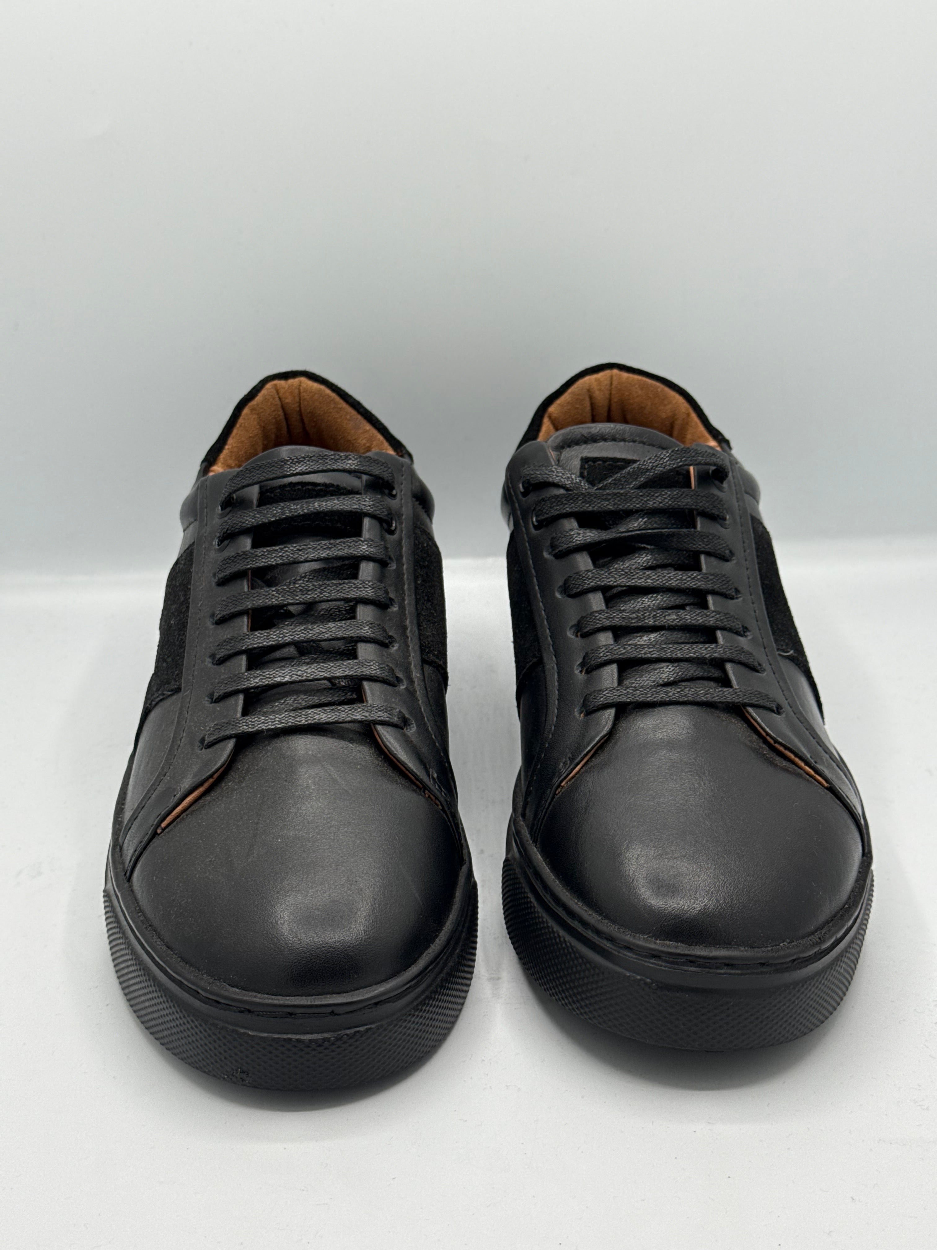 Sneakers Noires Luxe – Cuir & Daim, Style Urbain Élégant