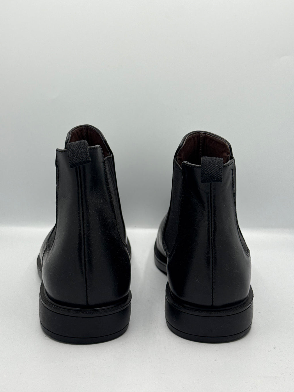 Bottines Chelsea Noires – Élégance Intemporelle